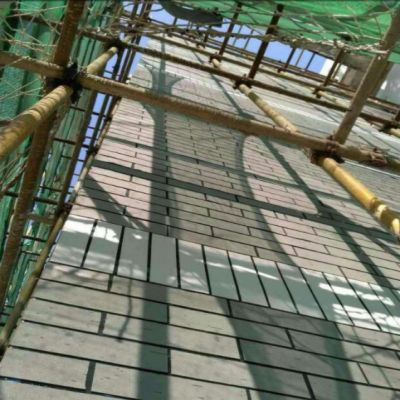 越來(lái)越多的學(xué)校采用軟瓷作為外墻裝飾